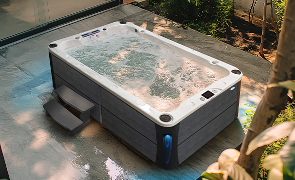 Deck Series Remsenburg hot tubs for sale
